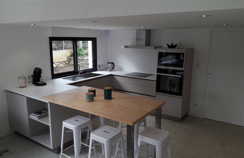 La Tranche-sur-Mer House | Villa under the pines, 3 minutes walk from the beach and shops.