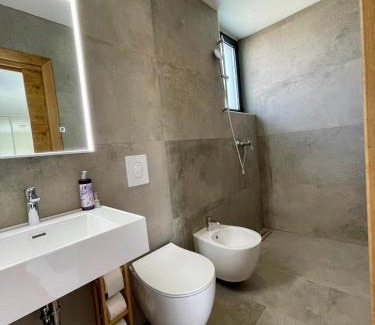 Privlaka House | Villa V, ROOMS WITH PRIVATE BATHROOM, SHARED KITCHEN, LIVING ROOM AND GARDEN WITH HEATED POOL, Privlaka, Zadar