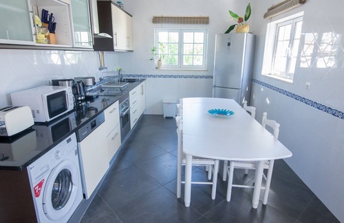 Olhao Villa | Villa V5 With Pool, Free Wi-Fi, Air Conditioning And Magnificent Garden
