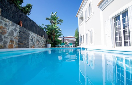 Olhao Villa | Villa V5 With Pool, Free Wi-Fi, Air Conditioning And Magnificent Garden
