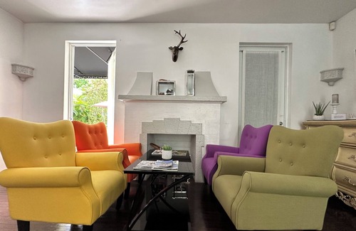Flamingo/Lummus Villa | Villa Venezia - Italian style , 11 minutes walk to the beach