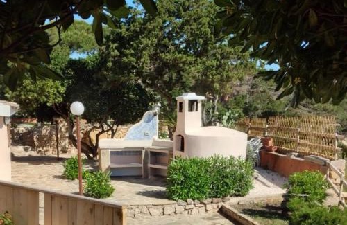 Cala Liberotto House | Villa Vera trifamigliare con ingresso diretto 20 mt al mare clima wi-fi bbq