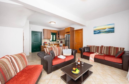 Mesovounia Villa | Villa Vera - Two Bedroom Villa, Sleeps 6