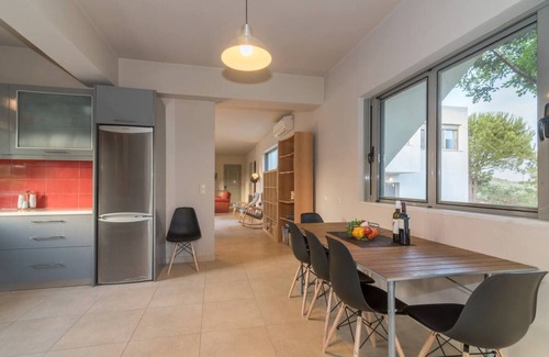 Romirion Villa | Villa Verano - Spacious 5-BDR & 5-BTH villa