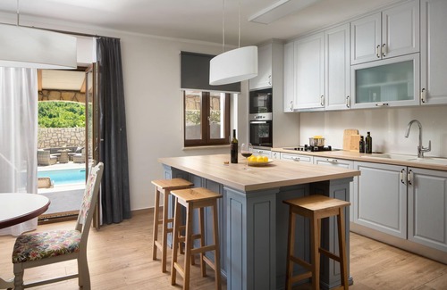 Pican Villa | Villa Vesna with heated pool, sauna, jacuzzi