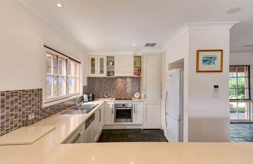Pokolbin House | Villa Vigneto, formerly known as Gabriel's Paddock - Pokolbin, Hunter Valley
