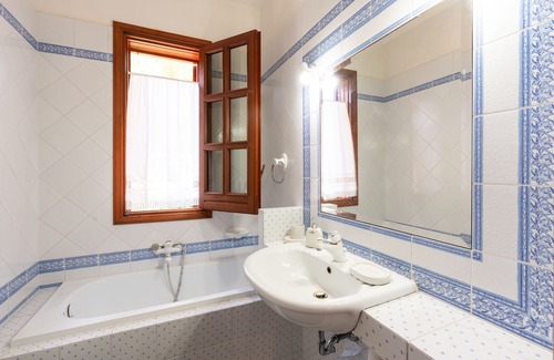 San Vito Lo Capo Villa | Villa "Villino Maria' with Mountain View, 2 Private Terraces & Wi-Fi
