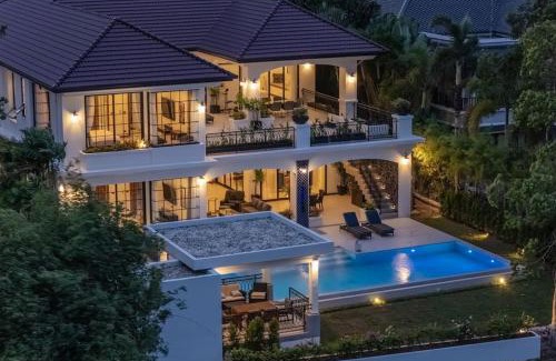 Laguna Villa | Villa Viola 7 Bedroom, Fully Staffed, on the Golf Course