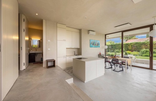 Bardolino Villa | Villa Vista Lago with Lake View, Communal Pool and Air Conditioning