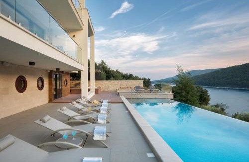 Duga Luka Villa | Villa Vlastelini II by Interhome