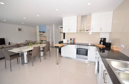 Nadadouro Villa | Villa w/Heated Pool Near Óbidos