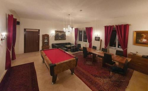 Semmering Apartment | Villa Wellspacher - renovated 19th Century Villa - private Apartments sleep up to 5 & Free Parking