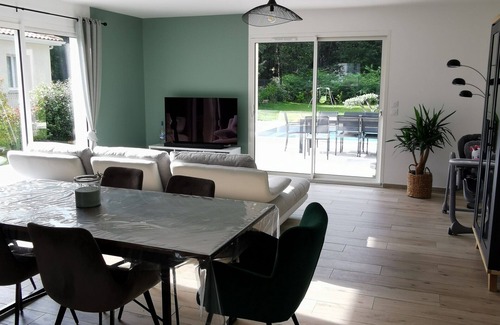 Saint-Medard-en-Jalles House | Villa with swimming pool between Bordeaux and the ocean