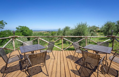 Montaione Villa | Villa with A/C, pool, WIFI, TV, patio, pets allowed, panoramic view, parking, close to San Gimig.