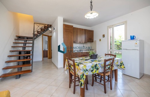 Piana Calzata Villa | Villa with condominium pool a stone's throw from the sea