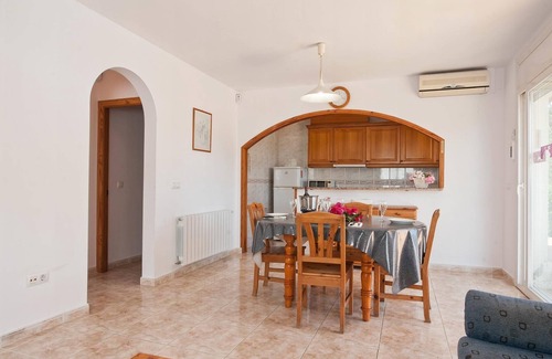 L'Escala Villa | Villa with garden and swimming pool in Riells.HUTG-000995