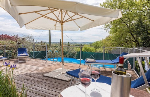 Sovicille Villa | Villa with garden and pool close to Siena