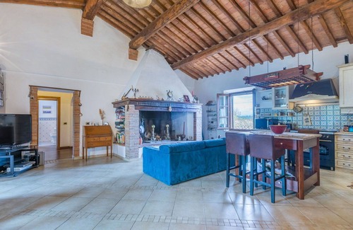 Bollano House | Villa with hot tub, WIFI, A/C, private pool, TV, patio, pets allowed, panoramic view, parking