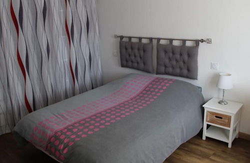 Boissets House | Villa with heated pool sleeps 12