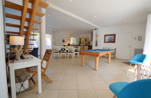 Jard-sur-Mer Villa | Villa with indoor pool, billiards, sauna, 230m2, Seafront, Jard sur Mer