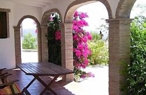 Alcaucin Villa | Villa With Large Private Pool And Fantastic Mountain And Lake Views
