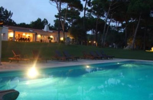 Azenhas do Mar House | VILLA WITH LUXURY PARK, 8.000m2 of GRASS AND LARGE POOL COLARES - SINTRA
