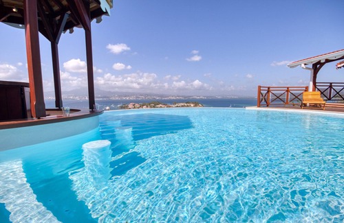 Trois-Ilets Villa | Villa with panoramic view (MQTI57 - 14 pax)