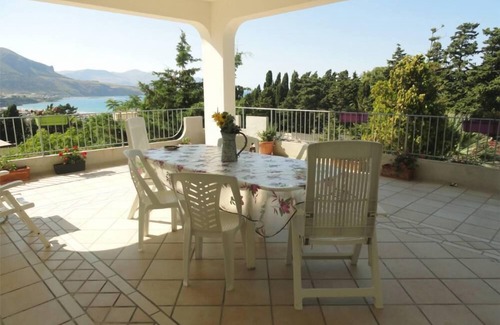 Alcamo Marina House | VILLA WITH PANORAMIC VIEWS ON THE FLOOR OF 'CASTELLAMMARE DEL GOLFO' WIFI FREE !
