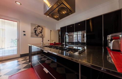 Albissola Marina Villa | Villa with pool and beautiful sea view