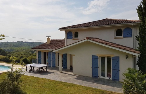 Saint-Barthelemy Villa | Villa with pool and magnificent views near the beaches of the Landes and Basque Country