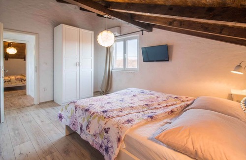 Garica Villa | Villa with pool and air conditioning