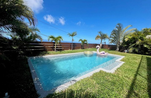 Les Avirons Villa | Villa with pool and sea view, 8 minutes from Etang Salé les bains beach