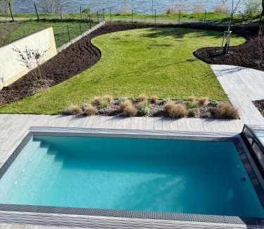 Pasohlavky Villa | Villa with pool by the lake Mušovské jezero