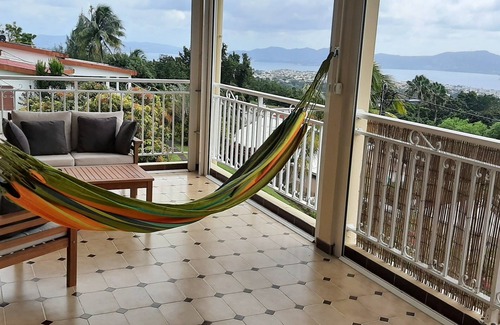 Schoelcher Villa | Villa with pool, Caribbean sea view, 3 kms from the beach