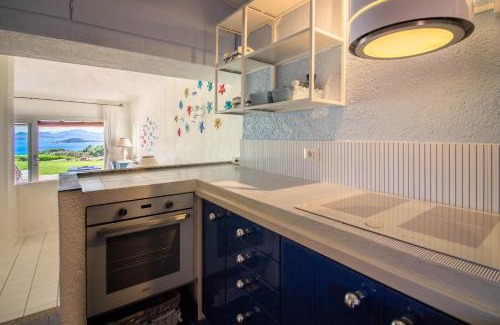 Cala di Volpe Apartment | Villa with Private Garden, Parking & Shared Pool!