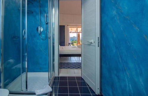 Cala di Volpe Apartment | Villa with Private Garden, Parking & Shared Pool!