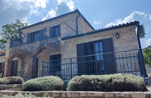Mofardini Villa | Villa with Private Heated Tiled Pool, Safety Cover and A/C.
