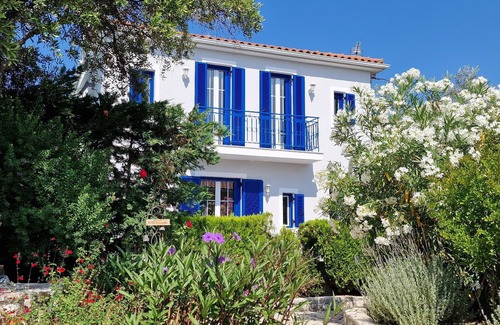 Makriotika Villa | Villa with Private Pool & Sea Views – Peaceful Retreat in Kefalonia - Sleeps 5