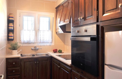 L'Escala Villa | Villa with private pool and wifi.HUTG-000209