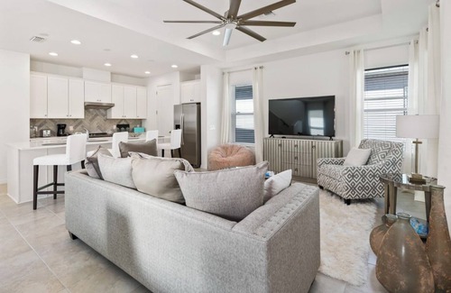 Naples Villa | VILLA with private Pool in Naples Reserve