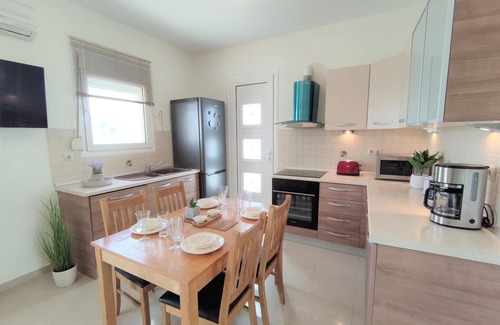 Archangelos Villa | Villa with Private Swimming Pool -Near the Sea