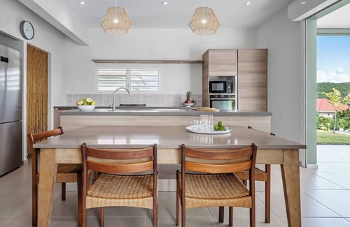Trois-Ilets House | Villa with sea view