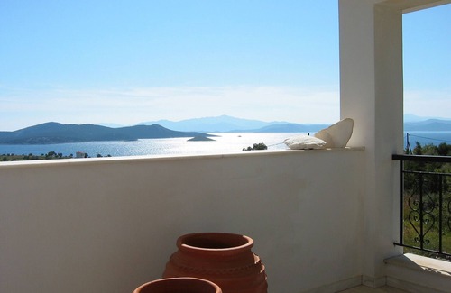 Nea Styra Villa | Villa with sea view, grand terrace, 90 min from airport of Athens, close beach