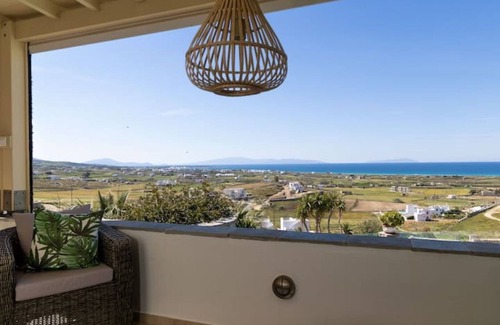 Mikri Vigla Villa | Villa with sea views, private pool, jacuzzi- sleeps 10+.