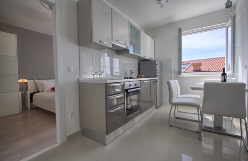 Cavtat Apartment | Villa with swimming pool and sea view of Cavtat bay and Dubrovnik
