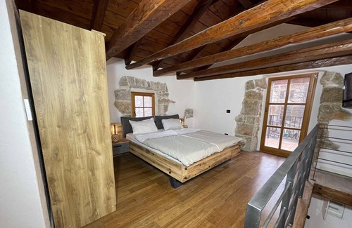 Gabonjin Villa | Villa with three cottages