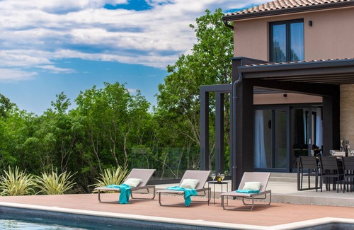Santalezi Villa | Villa Zara-luxury paradise for 10 people surrounded by vineyard and olives