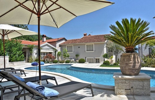 Jakomici Villa | Villa Zita u Svicima for 10 people with jacuzzi & sauna in Central Istria