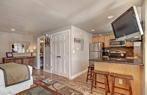 Peak 9 Apartment | Village at Breck V4208