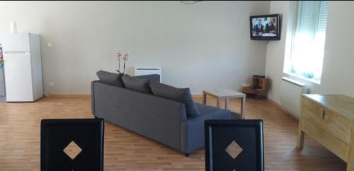 Baudres House | Village home